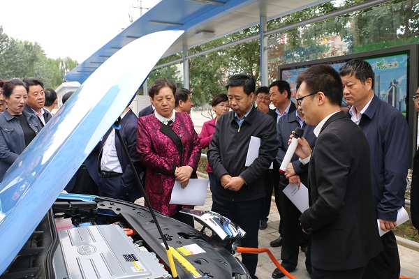 市委副書記、市長王奮彥帶隊(duì)觀摩督查公司項(xiàng)目建設(shè)工作(圖2)